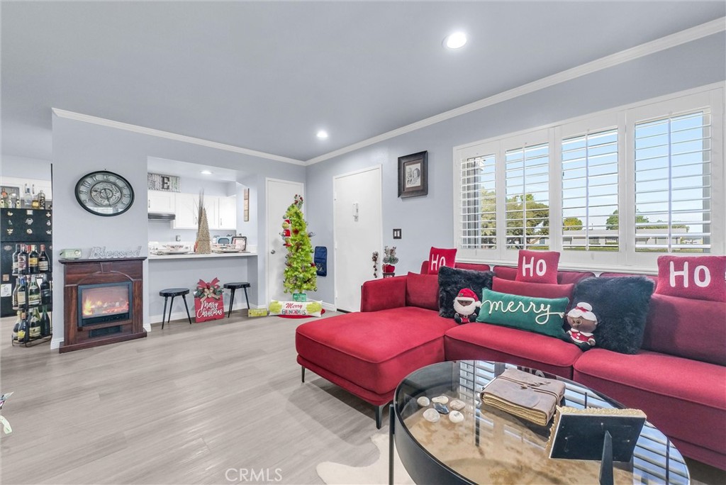 MLS #SR25270214 image #8