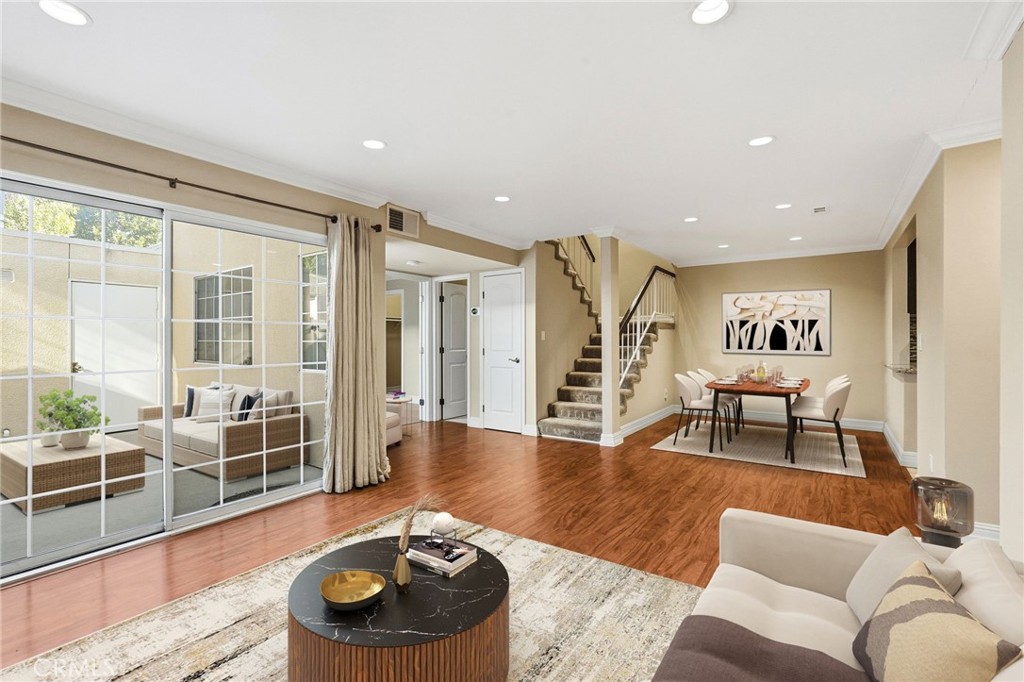 MLS #SR25270238 image #2