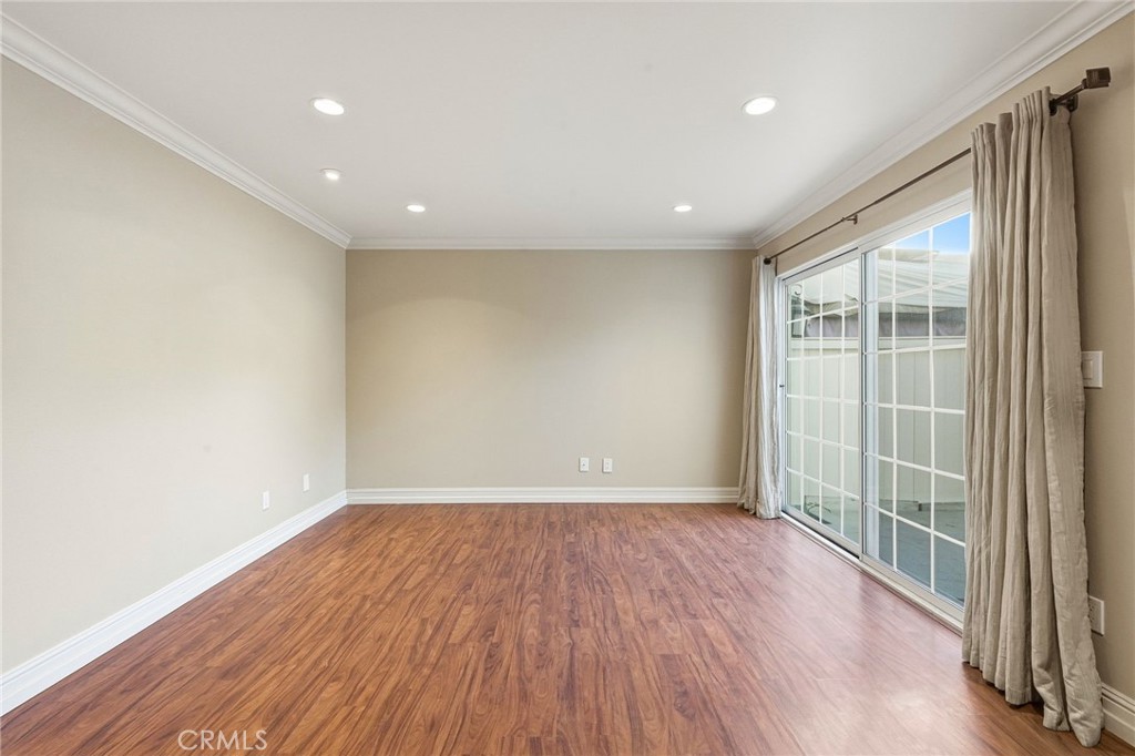 MLS #SR25270238 image #5