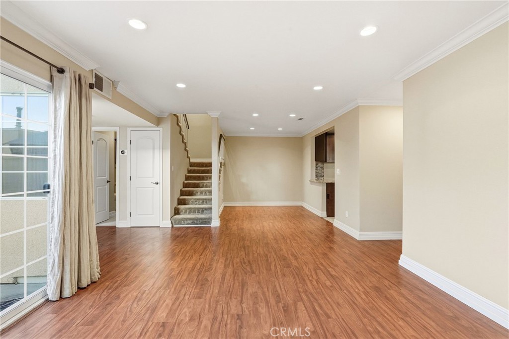 MLS #SR25270238 image #6