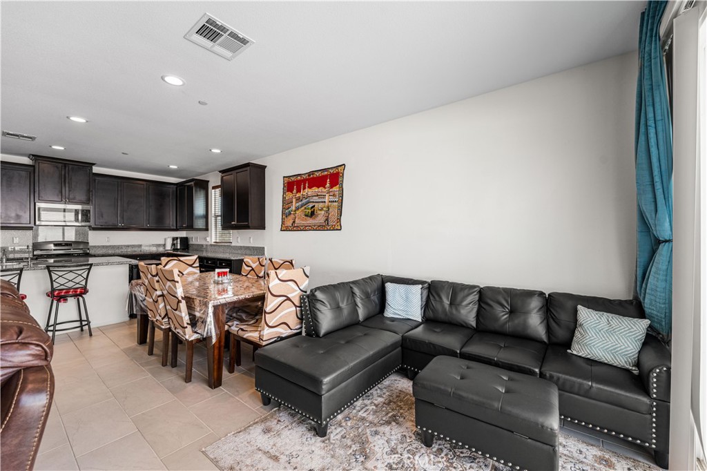 MLS #SR25270251 image #13