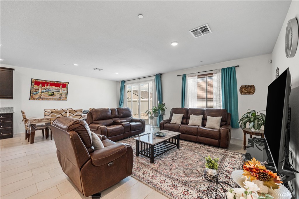 MLS #SR25270251 image #7