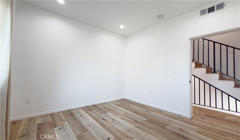 MLS #SR25270262 image #10