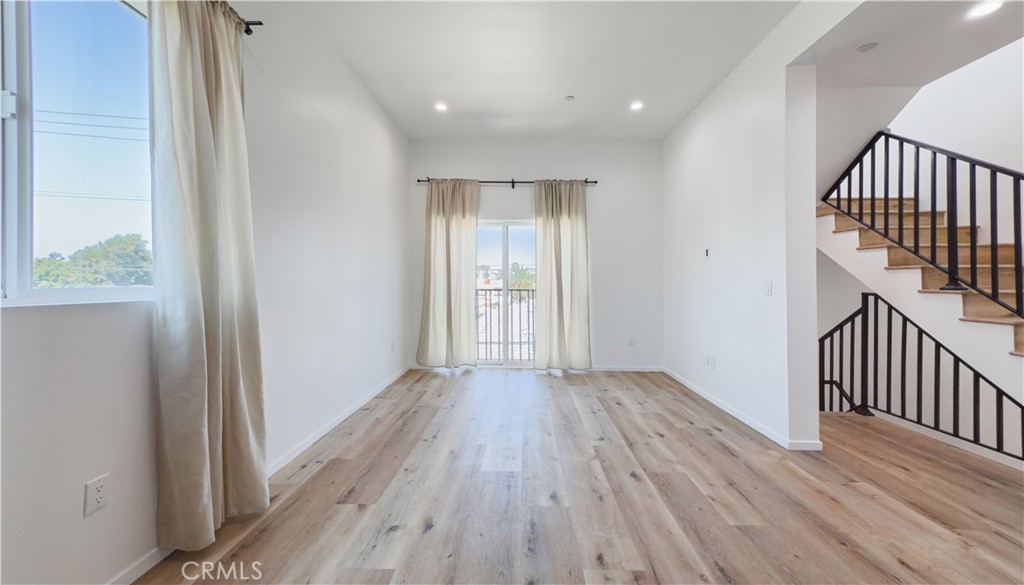 MLS #SR25270262 image #3