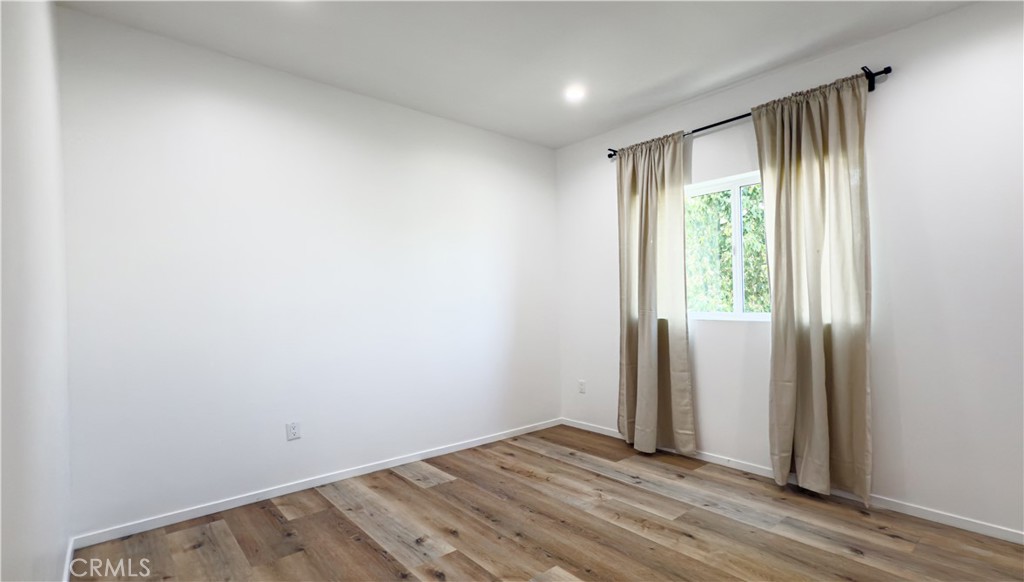 MLS #SR25270262 image #9