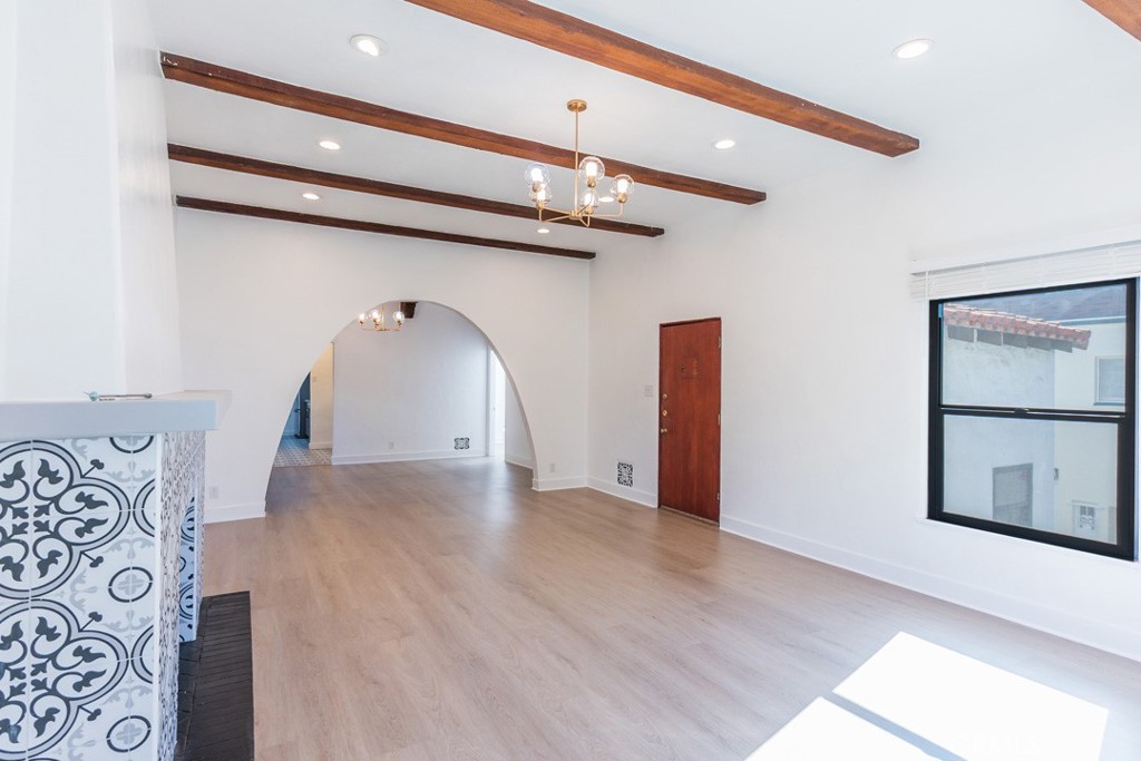 MLS #SR25270326 image #6