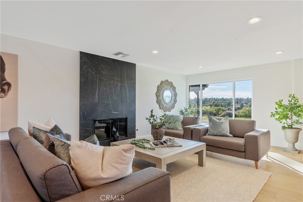 MLS #SR25270374 image #10