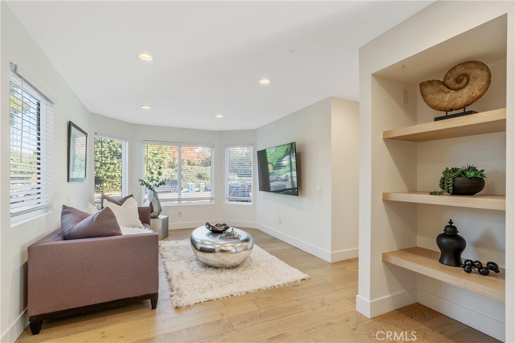 MLS #SR25270374 image #22