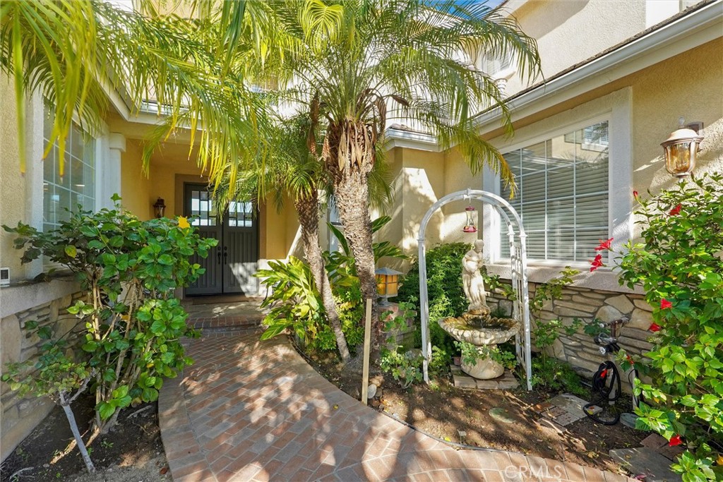 MLS #SR25270378 image #1