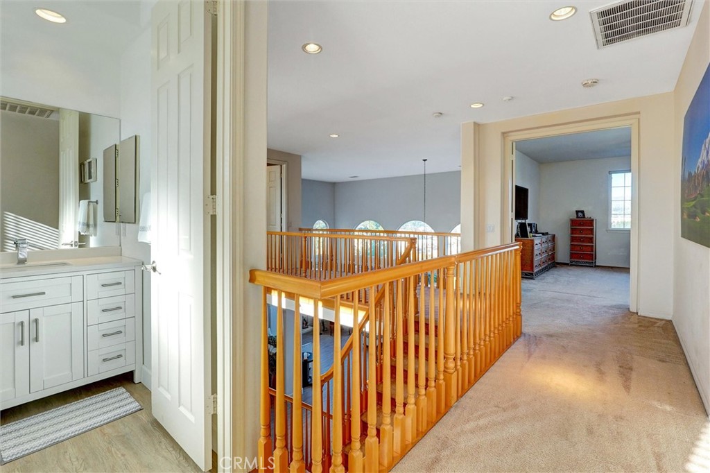 MLS #SR25270378 image #38