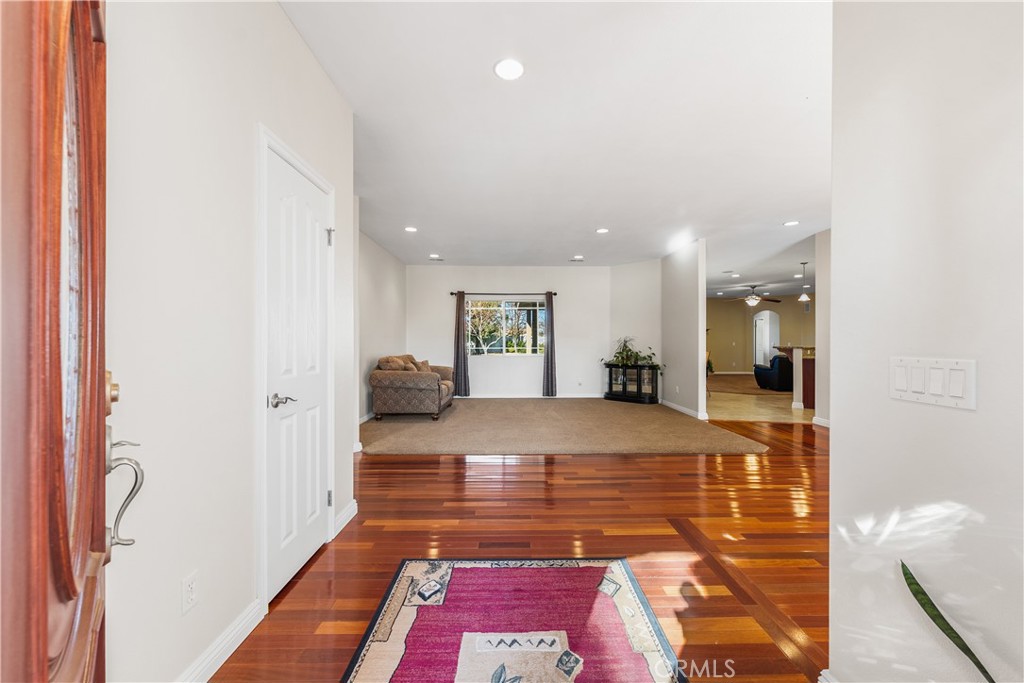 MLS #SR25270388 image #13