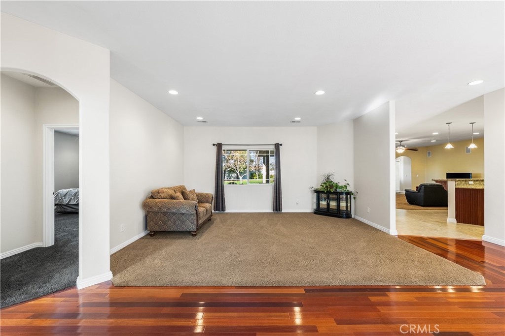 MLS #SR25270388 image #14