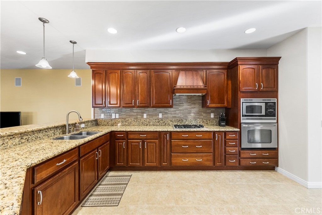 MLS #SR25270388 image #33