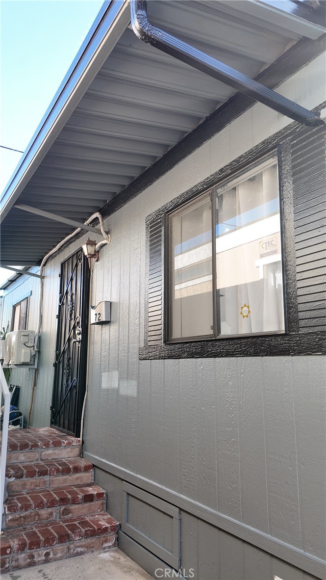 MLS #SR25270400 image #1