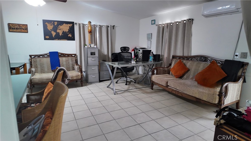 MLS #SR25270400 image #4