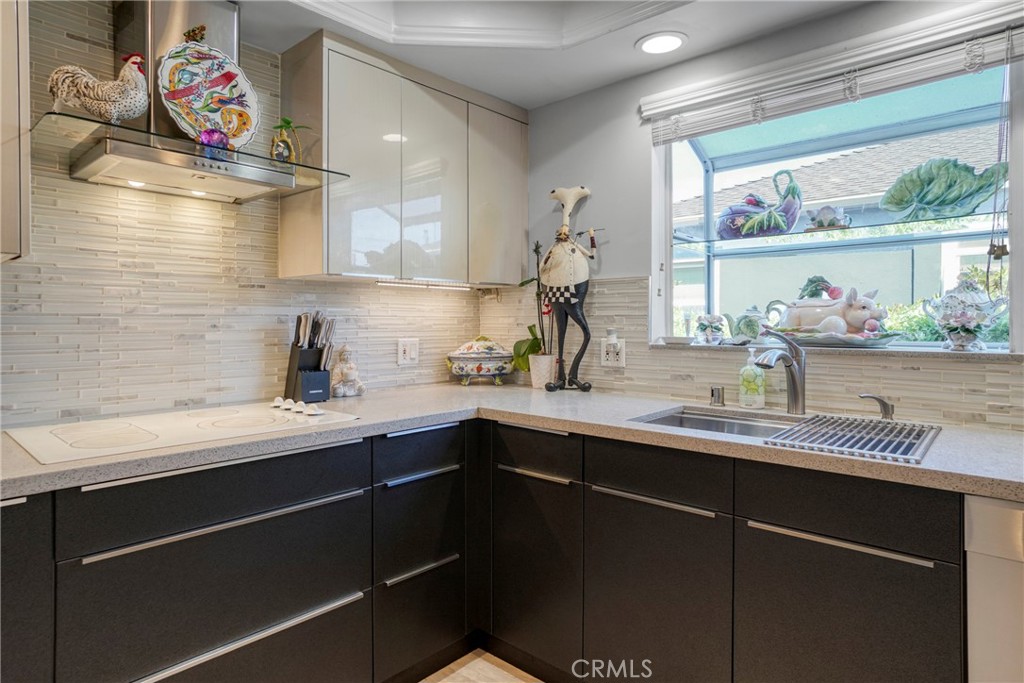 MLS #SR25270453 image #7