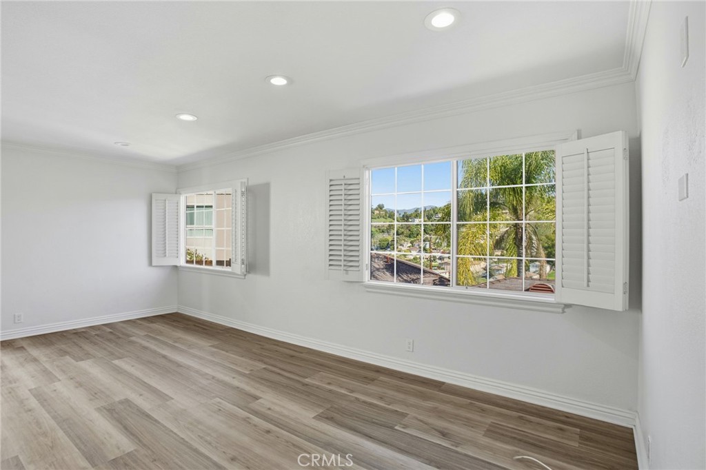 MLS #SR25270573 image #17