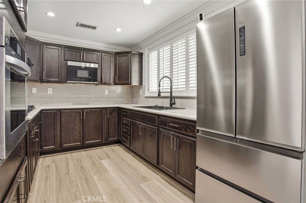 MLS #SR25270573 image #4