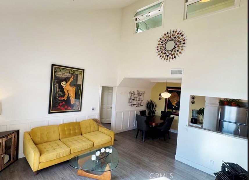 MLS #SR25270065 image #0