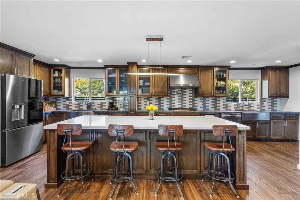 MLS #SR25270620 image #1