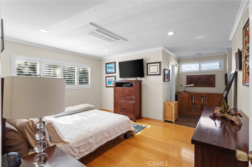 MLS #SR25270620 image #16