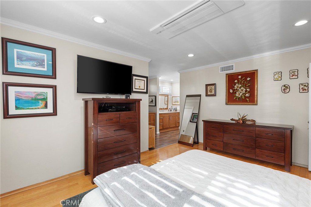 MLS #SR25270620 image #17