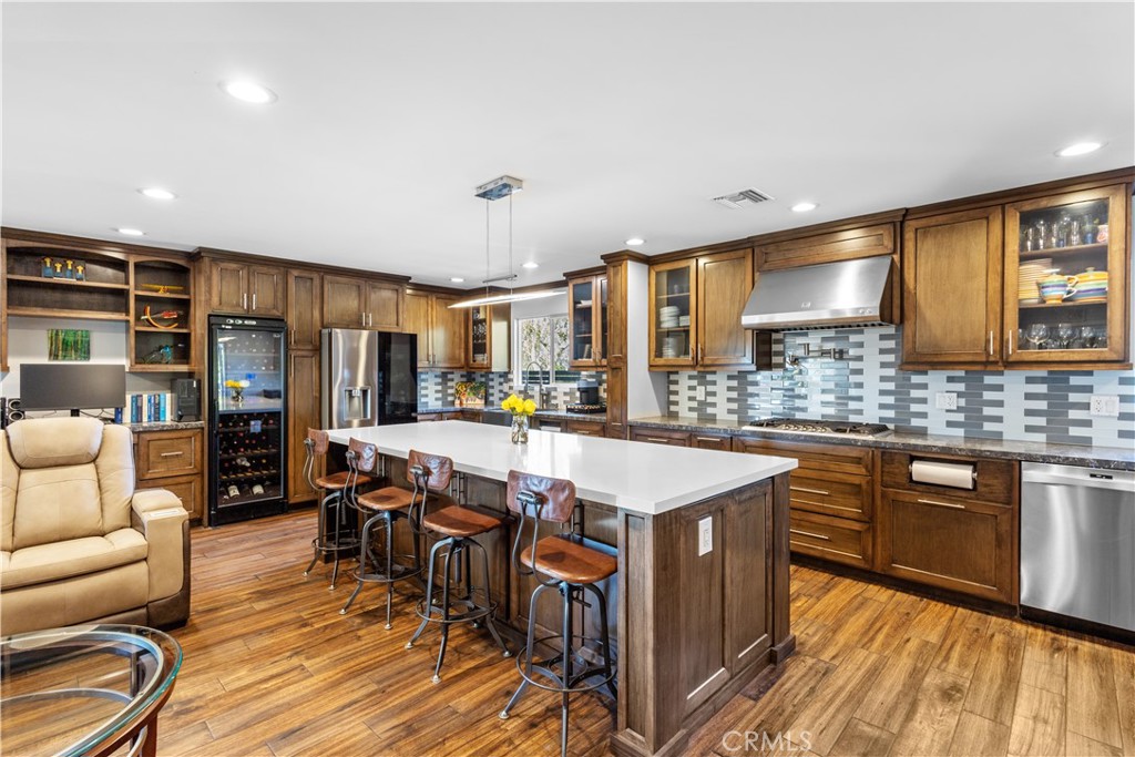 MLS #SR25270620 image #3