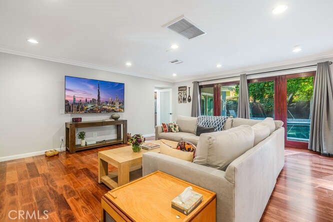 MLS #SR25270718 image #10