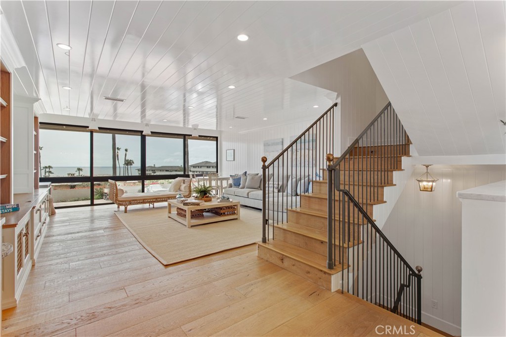 MLS #SR25270728 image #1