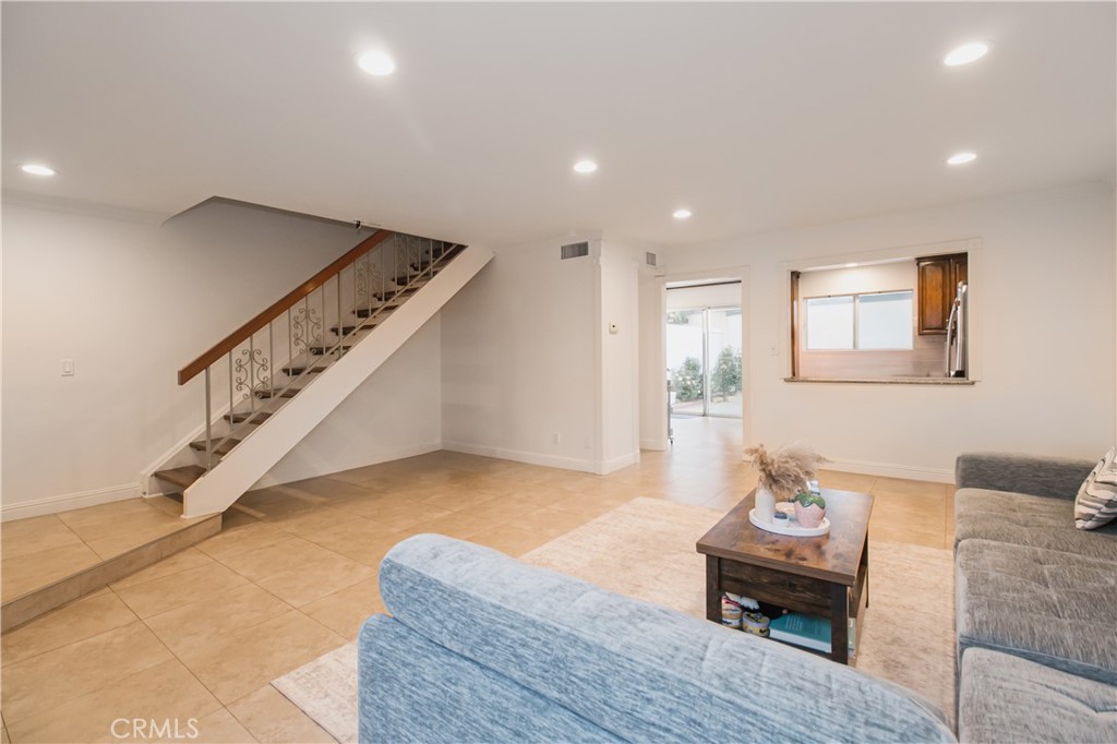 MLS #SR25270757 image #11