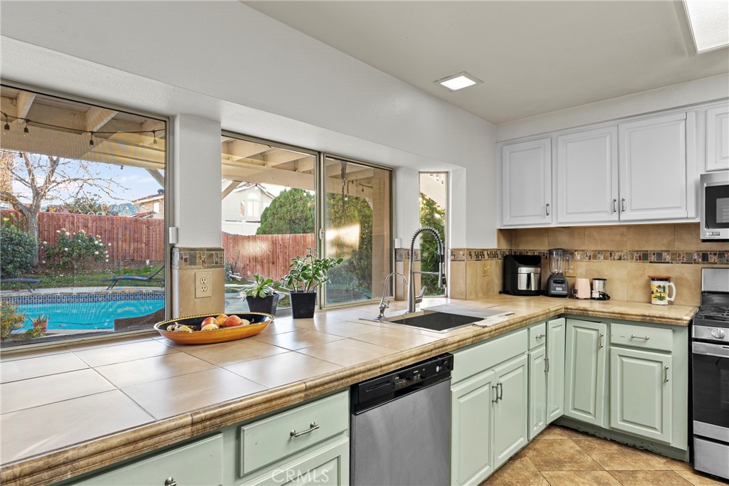 MLS #SR25270763 image #8