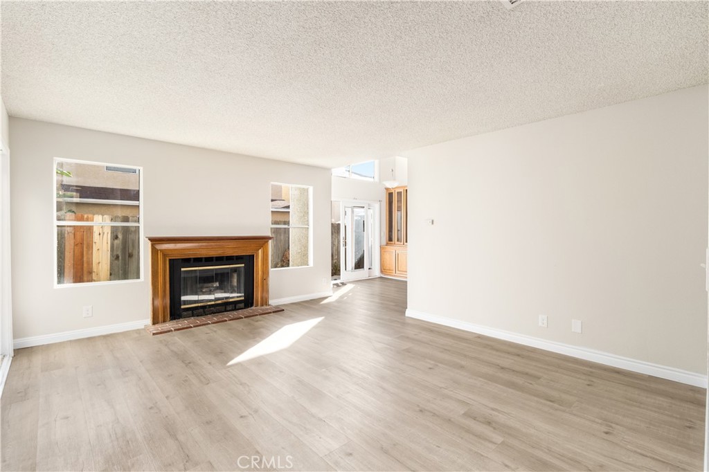 MLS #SR25270841 image #3