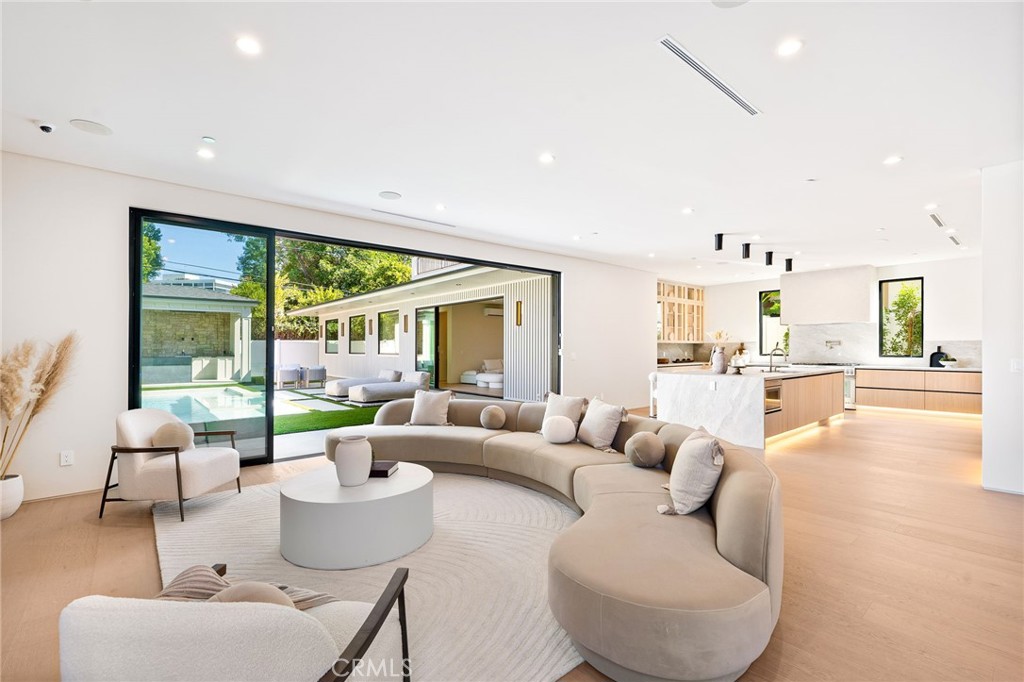 MLS #SR25270946 image #9