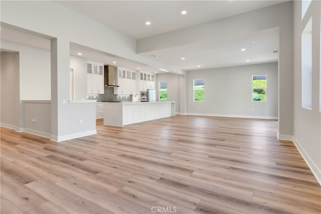 MLS #SR25270955 image #4