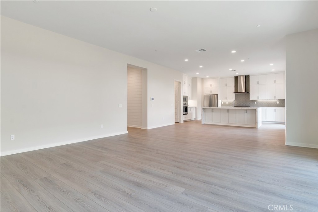 MLS #SR25270963 image #9