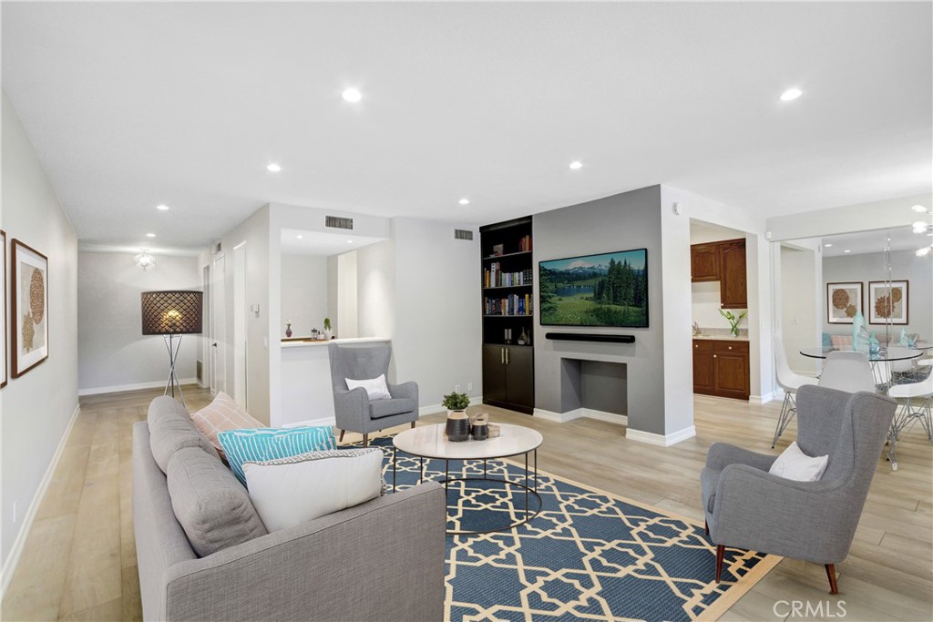 MLS #SR25271014 image #4