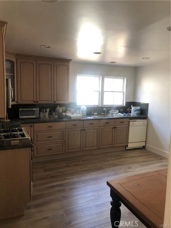 MLS #SR25271053 image #8