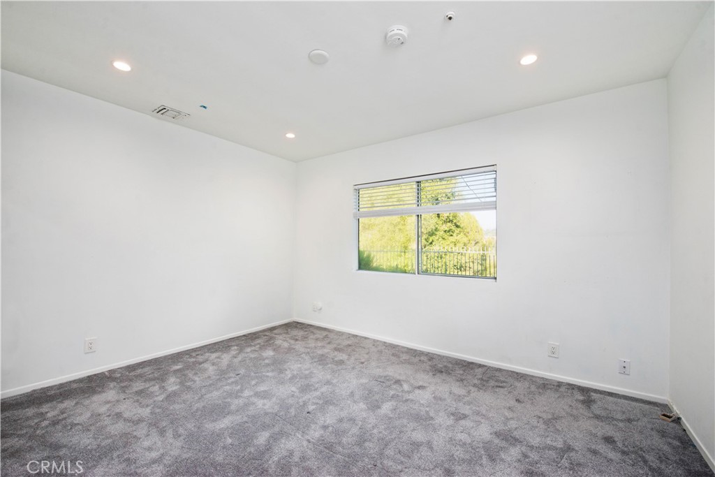 MLS #SR25271075 image #14