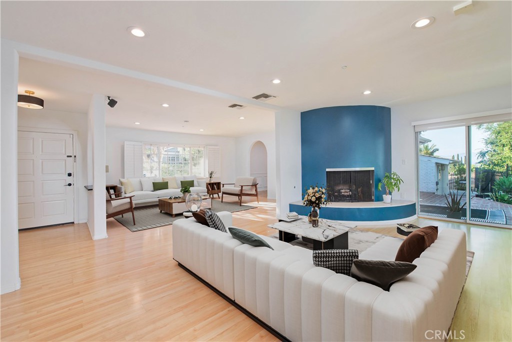 MLS #SR25271075 image #3