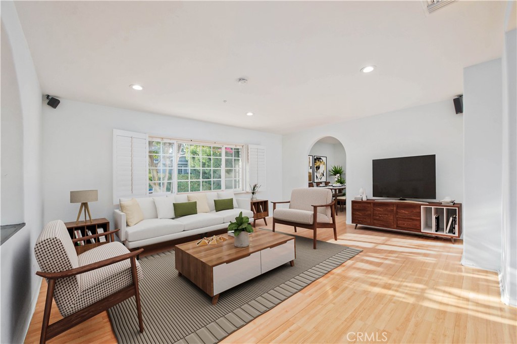 MLS #SR25271075 image #4