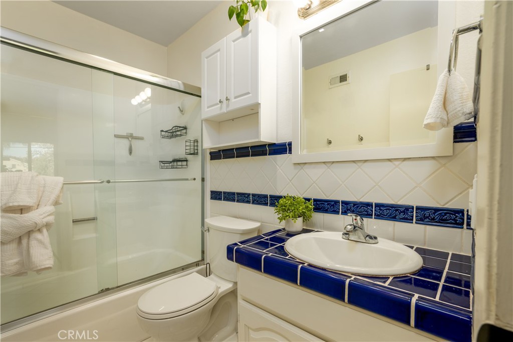 MLS #SR25271085 image #4