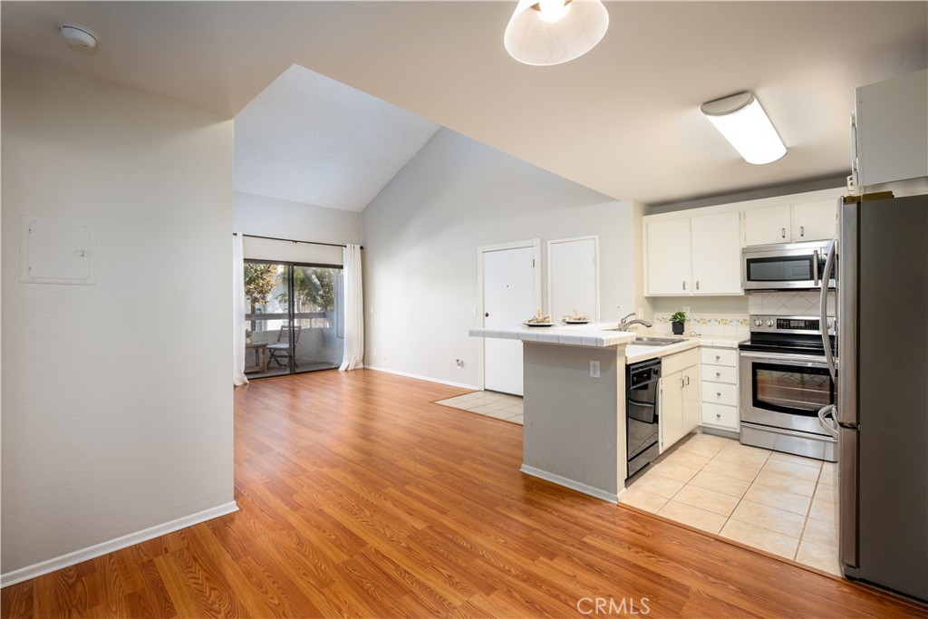 MLS #SR25271085 image #7