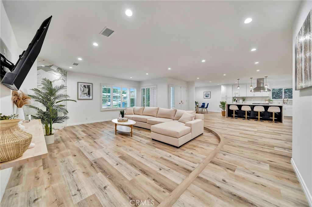 MLS #SR25271146 image #23