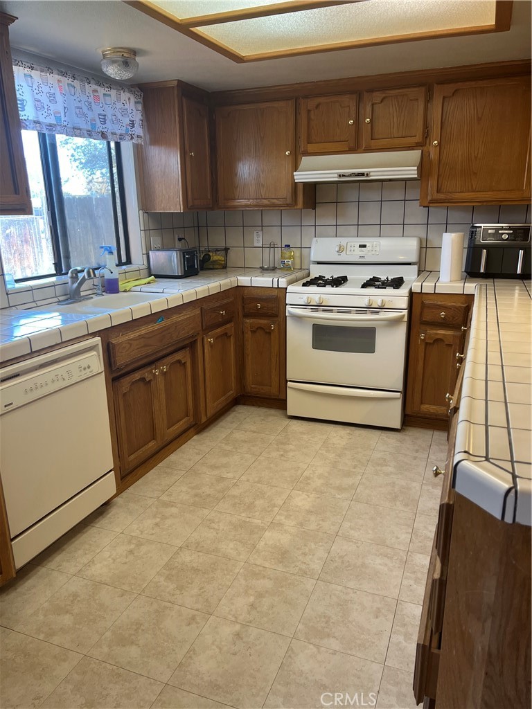 MLS #SR25271330 image #11