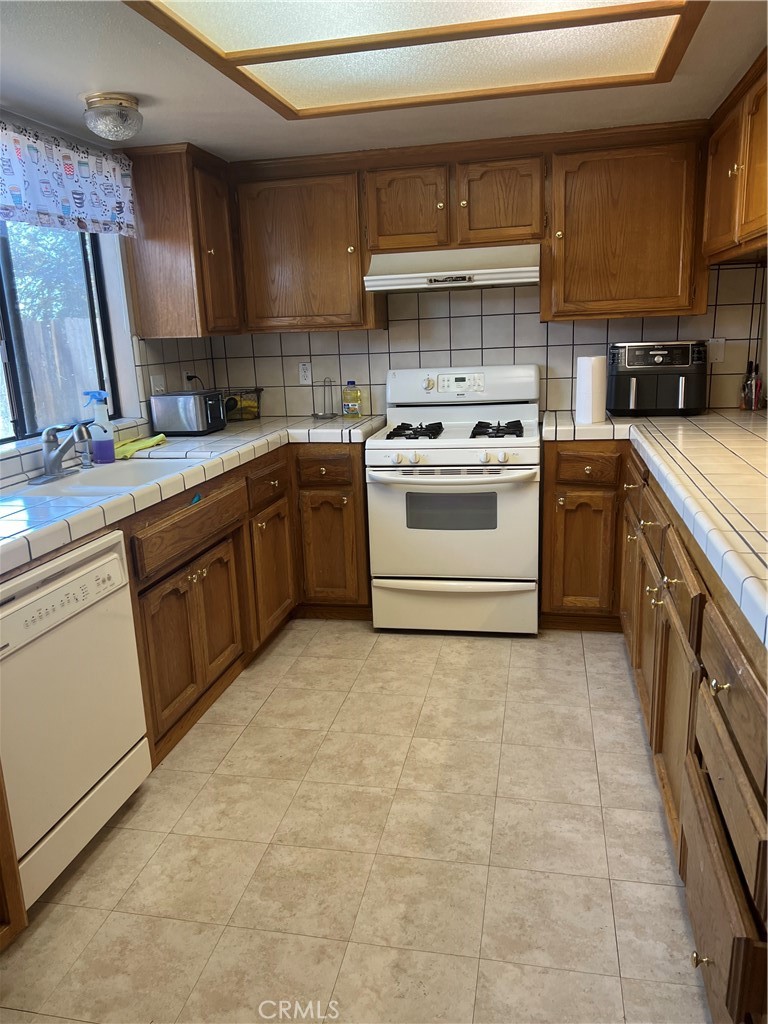 MLS #SR25271330 image #9