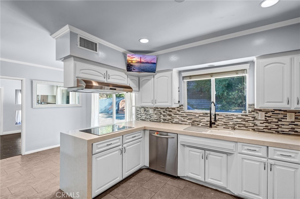 MLS #SR25271333 image #5