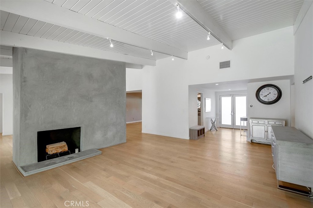 MLS #SR25271364 image #10