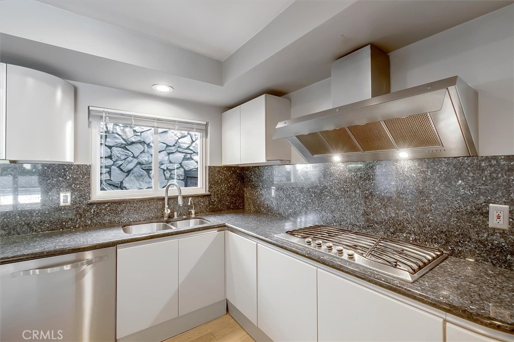 MLS #SR25271364 image #16