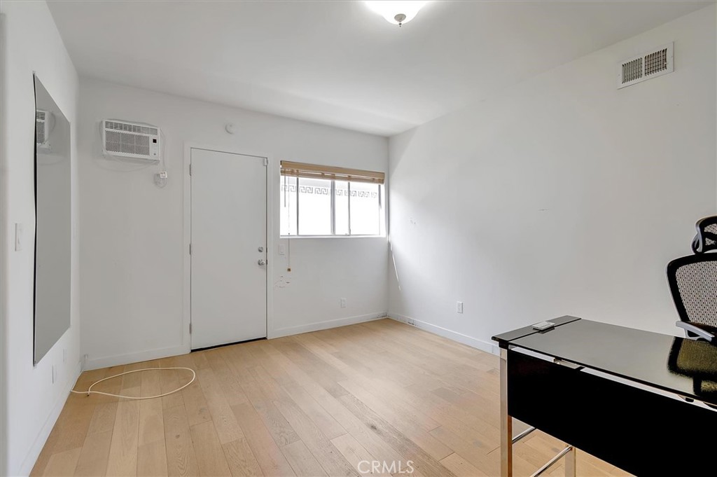 MLS #SR25271364 image #24