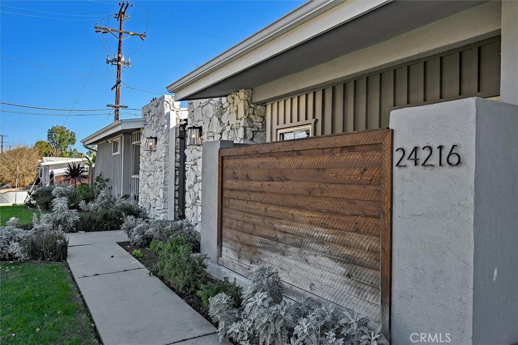 MLS #SR25271364 image #3